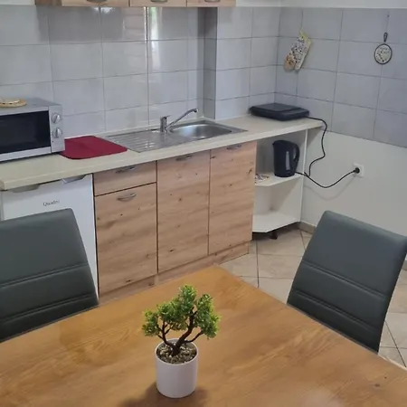 Apartamento Marija Suko An - Classic One Bedroom 3 Sukošan